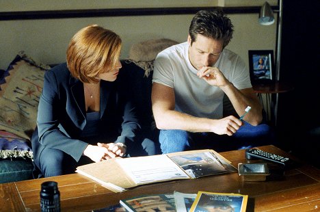 Gillian Anderson, David Duchovny - The X-Files - Salaiset kansiot - Milagro - Kuvat elokuvasta