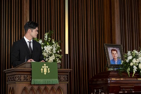 Ross Butler, Justin Prentice - 13 Reasons Why - You Can Tell the Heart of a Man by How He Grieves - Photos
