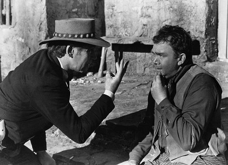 Walter Huston, Thomas Mitchell - Psanec - Z filmu