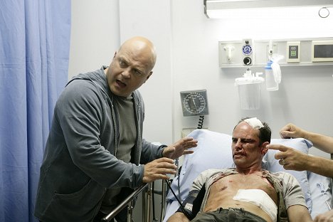 Michael Chiklis, Walton Goggins - The Shield - Haunts - Photos