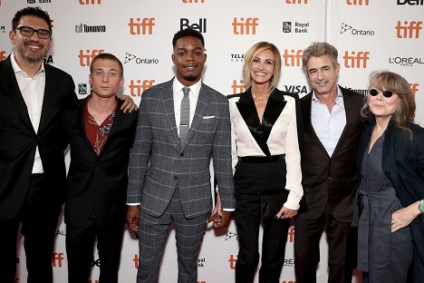TIFF Premiere of Amazon Prime Video "Homecoming" on Friday September 7, 2018 at Ryerson Theatre in Toronto, Canada - Sam Esmail, Jeremy Allen White, Stephan James, Julia Roberts, Dermot Mulroney, Sissy Spacek - Homecoming - Série 1 - Z akcí