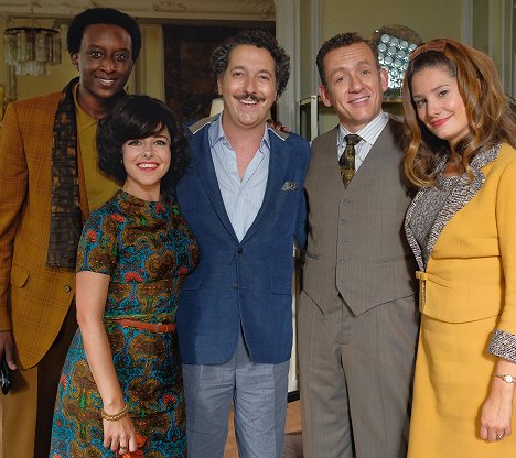 Ahmed Sylla, Laure Calamy, Guillaume Gallienne, Dany Boon, Alice Pol - Le Dindon - Werbefoto