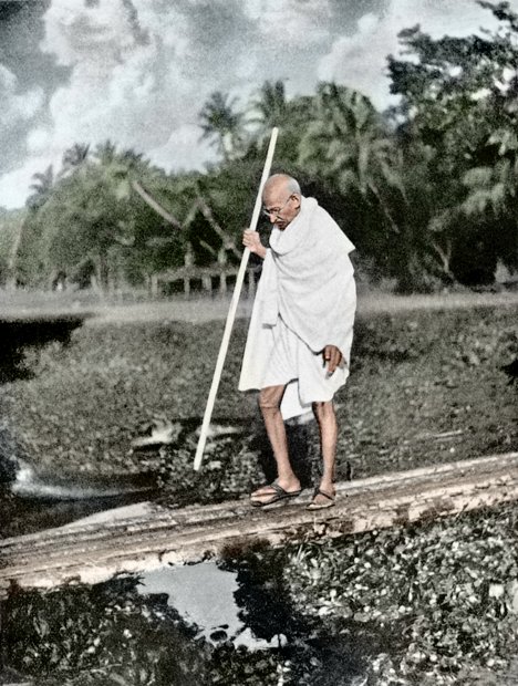Mohandas K. Gandhi - Le Mythe Gandhi - Z filmu