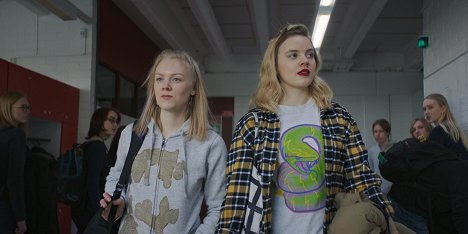 Suvi-Tuuli Teerinkoski, Linda Manelius - Diva of Finland - Kuvat elokuvasta