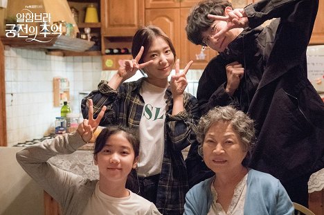 Re Lee, Shin-hye Park, Yong-rim Kim, Chanyeol - Memories of the Alhambra - Tournage