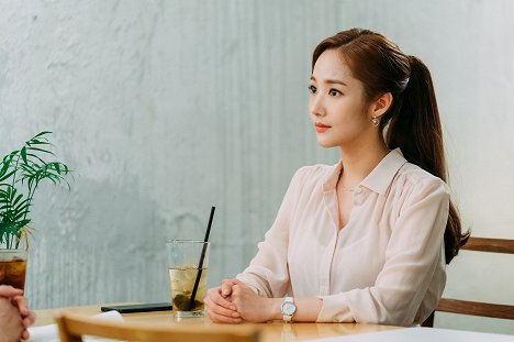 Min-yeong Park - Kimbiseo wae geureolkka - Film
