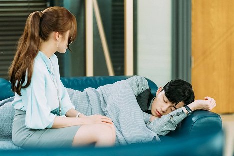 Seo-joon Park - Kimbiseo wae geureolkka - Film