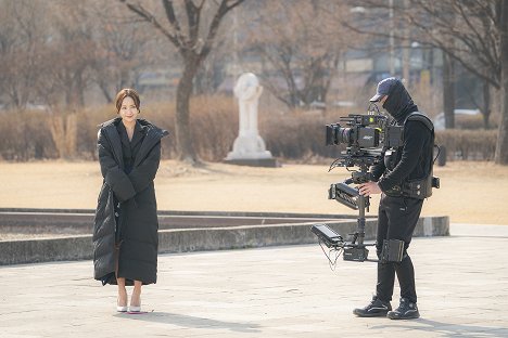 Min-yeong Park - Geunyeoui sasaenghwal - Kuvat kuvauksista