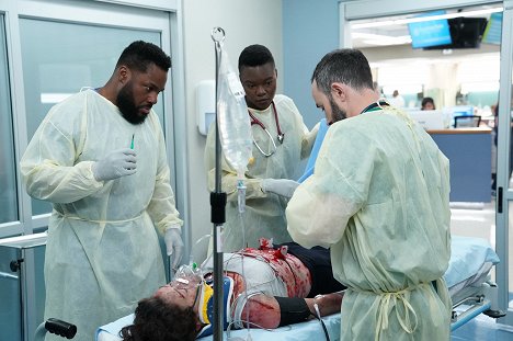 Malcolm-Jamal Warner, Shaunette Renée Wilson - The Resident - From the Ashes - Photos
