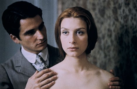 Jean-Pierre Léaud, Stacey Tendeter - Two English Girls - Photos