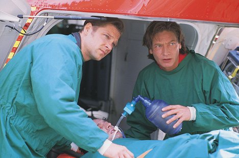 Manfred Stücklschwaiger, Rainer Grenkowitz - Medicopter 117 - Jedes Leben zählt - Der Bankraub - Photos