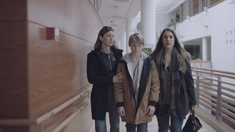 Móni Balsai, Zoltán Cservák, Anna Pálmai - Alvilág - Van film