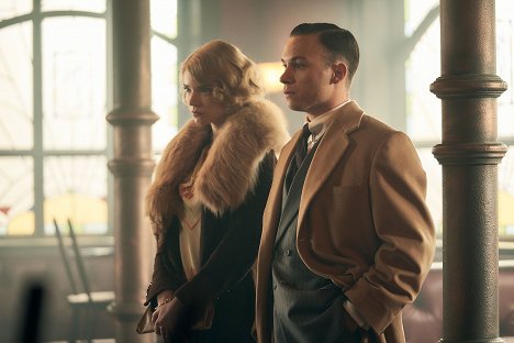 Anya Taylor-Joy, Finn Cole - Peaky Blinders - Gatos negros - De la película