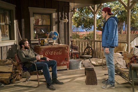 Donald A. Morgan, Ashton Kutcher - The Ranch - Got a Little Crazy - Photos