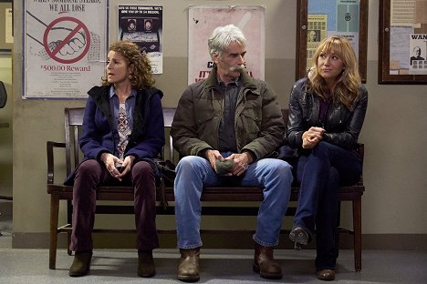 Debra Winger, Sam Elliott, Megyn Price - The Ranch - Find Out Who Your Friends Are - Photos