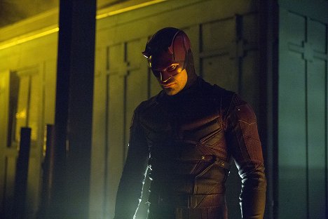 Charlie Cox - Daredevil - Muž v krabici - Z filmu