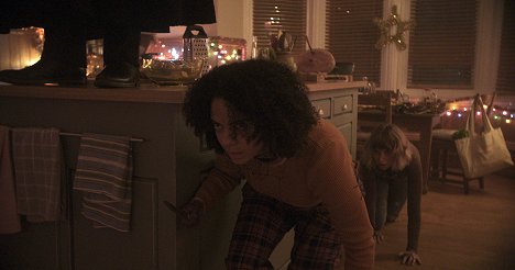 Aleyse Shannon, Imogen Poots - Black Christmas - Photos