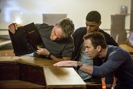 Scott Bakula, Lucas Black, Rome Flynn - Navy CIS: New Orleans - Knockout - Filmfotos