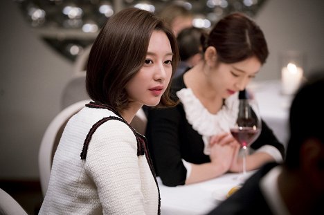 Ji-won Kim - Descendientes del sol - De la película