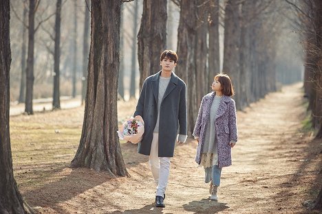 Hyung-sik Park, Bo-yeong Park - Strong Girl Bong-soon - Photos