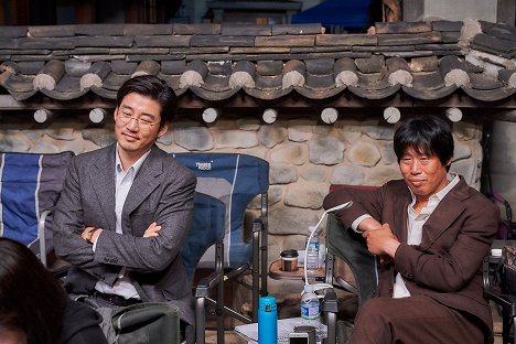 Kye-sang Yoon, Hae-jin Yu - Malmoe: The Secret Mission - Making of