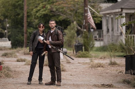 Annet Mahendru, Nico Tortorella - The Walking Dead: Mi vagyunk a világvége - A dicsőség lángja - Filmfotók