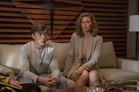 Skyler Gisondo, Cassidy Freeman - The Righteous Gemstones - But the Righteous Will See Their Fall - Photos