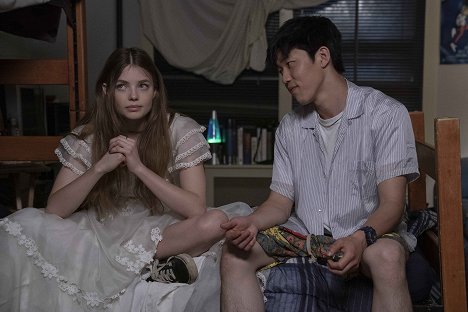 Kristine Froseth, Jay Lee - Looking for Alaska - "Tell Them I Said Something..." - Kuvat elokuvasta