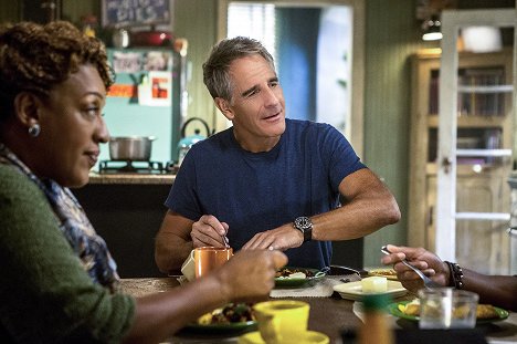 CCH Pounder, Scott Bakula - NCIS: New Orleans - One Good Man - Filmfotók