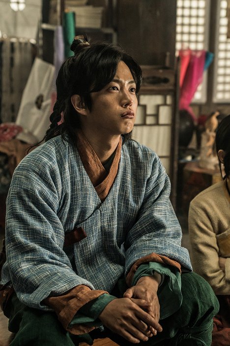 Min-seok Kim - Gwangdaedeul : pungmunjojakdan - Kuvat elokuvasta