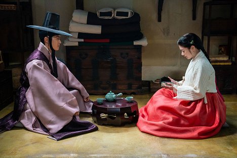 Myeong Gong, So-min Jeong - Gibangdoryeong - Z filmu