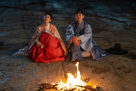So-min Jeong, Junho - Gibangdoryeong - De la película