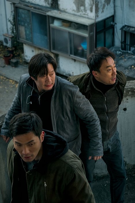 Daniel Choi, Jae-myung Yoo, Seong-min Lee - The Beast - Filmfotos