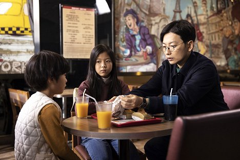 Myeong-bin Choi, Dong-hwi Lee - Eorin euiroiin - Z filmu