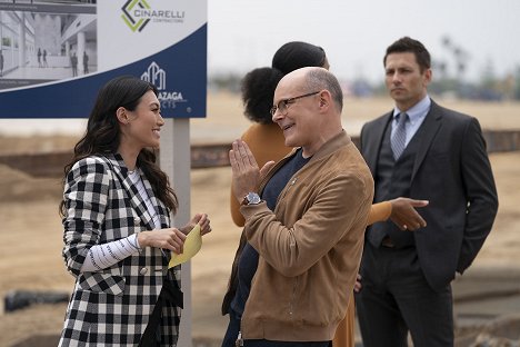 Catherine Haena Kim, Rob Corddry - Ballers - Der Unbeugsame - Filmfotos