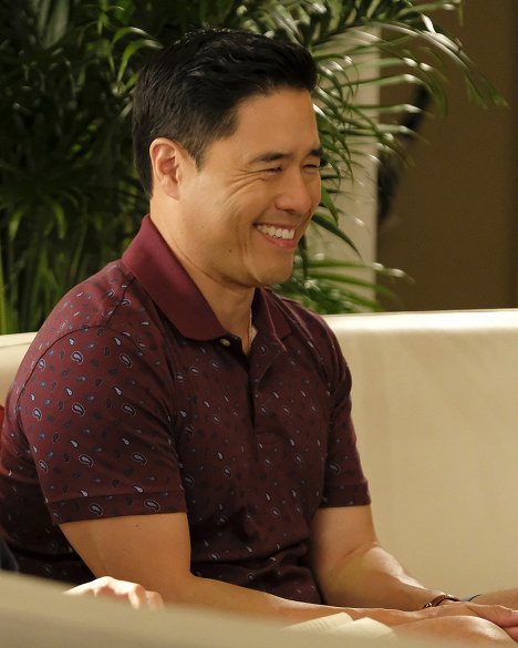 Randall Park - Fresh Off the Boat - Ruhestand? Wieso Ruhestand? - Filmfotos