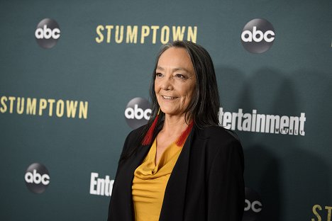 The cast and executive producers of “Stumptown” celebrate the upcoming premiere of the highly anticipated fall series at an exclusive red carpet event hosted by ABC and Entertainment Weekly at the Petersen Automotive Museum in Los Angeles - Tantoo Cardinal - Stumptown - Veranstaltungen