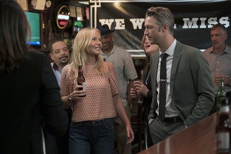 Ice-T, Kelli Giddish, Peter Scanavino - Law & Order: Special Victims Unit - I'm Going to Make You a Star - Photos