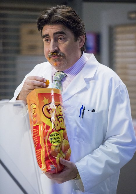 Alfred Molina - Angie Tribeca - Murder in the First Class - Photos