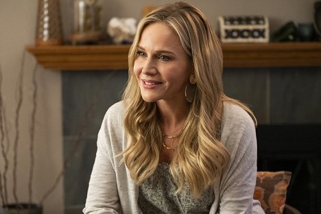 Julie Benz - Light as a Feather - ...Guilty as Sin - Z filmu