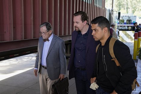 David McCallum, Sean Murray, Wilmer Valderrama - NCIS: Naval Criminal Investigative Service - Tod durch Gartenzwerg - Filmfotos