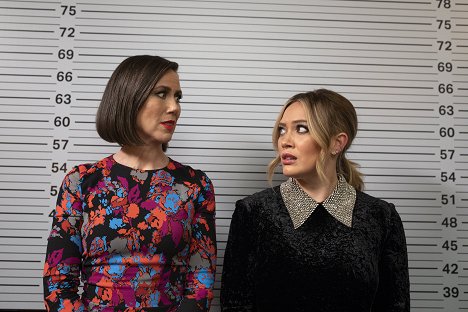 Miriam Shor, Hilary Duff - Younger - Stiff Competition - Photos