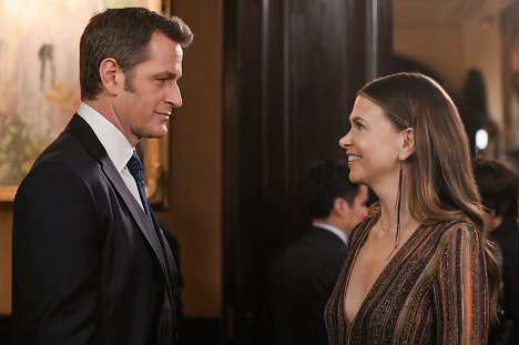 Peter Hermann, Sutton Foster - Younger - Stiff Competition - Photos