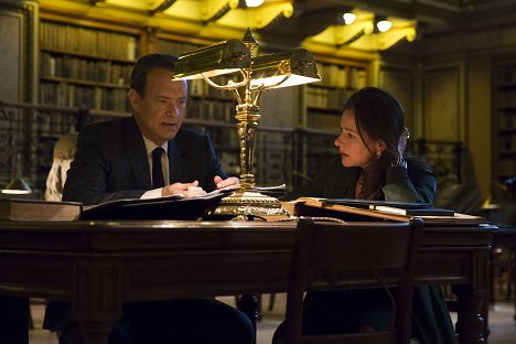 Tom Hanks, Sidse Babett Knudsen - Inferno - Filmfotók