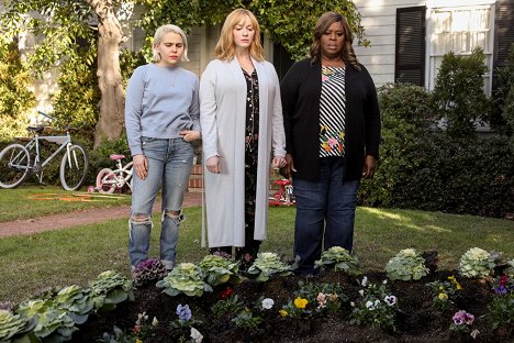 Mae Whitman, Christina Hendricks, Retta - Hodný holky - Jeff - Z filmu