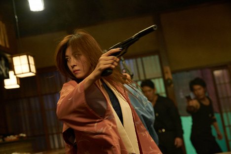 Ji-won Ha - Manhunt - Z filmu