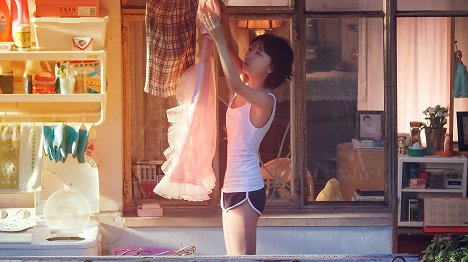 Dongyu Zhou - On the Balcony - De la película