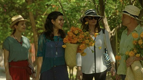 Laurence Leboeuf, Sofía Espinosa, Fanny Mallette - ‎Apapacho: A Caress for the Soul - Van film