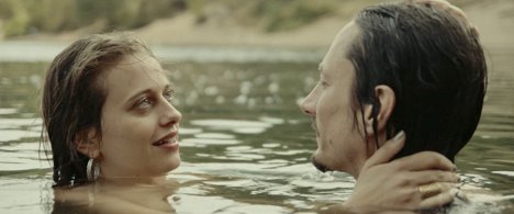 Stella Vivien Dhingra, Niclas Jüngermann - Easy love - Filmfotos