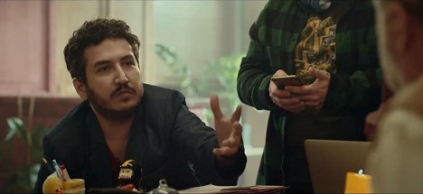 Feyyaz Yiğit - Cinayet Süsü - Kuvat elokuvasta